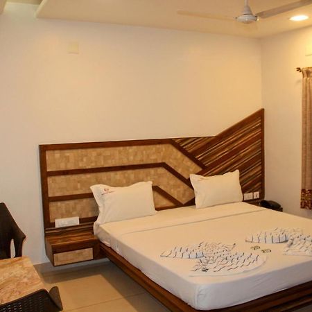 Annai In Saravana Bhavan Fine Stay And Restaurant Velankanni Exteriér fotografie