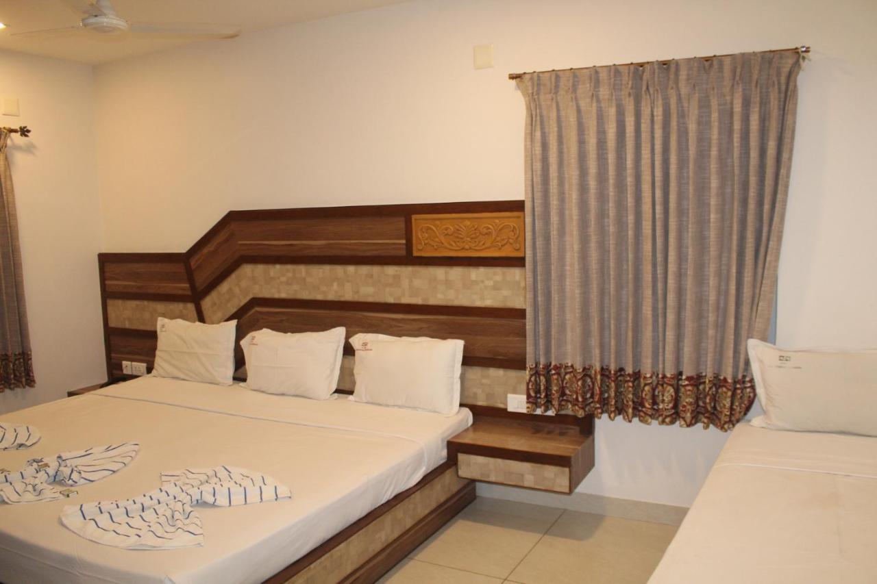 Annai In Saravana Bhavan Fine Stay And Restaurant Velankanni Exteriér fotografie